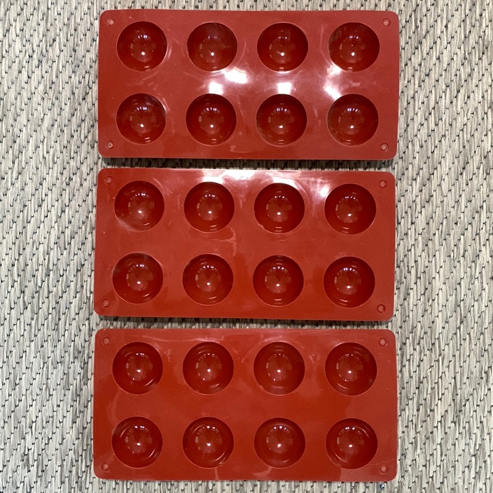 🌟Free! 3 piece Silicone bomb molds